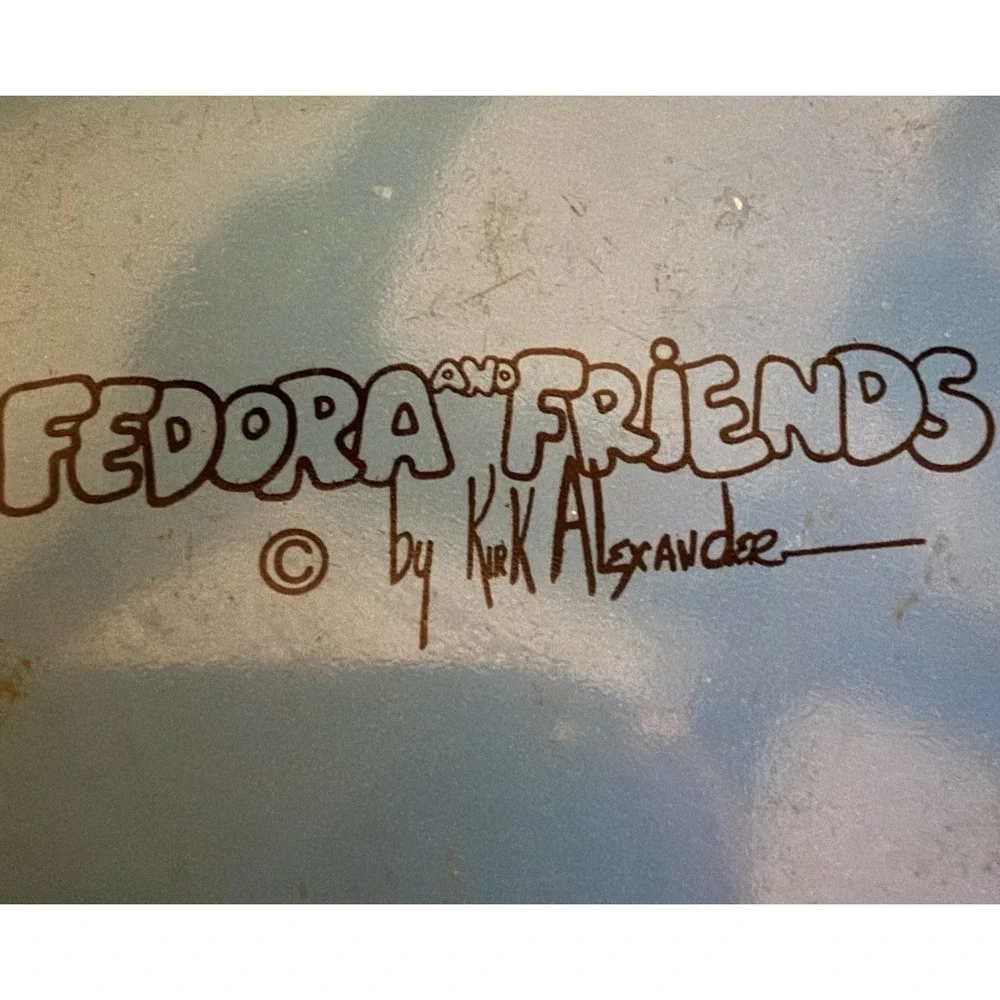 Fedora & Friends Kirk Alexander SEW WHAT Metal Sewing‎ Mending Kit Tin VTG